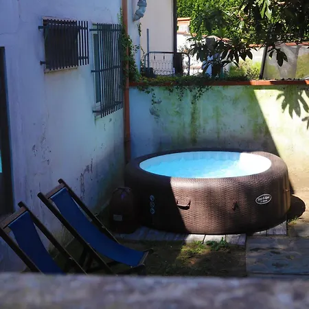 Relax A Casa Con Jacuzzi E Giardino Villa