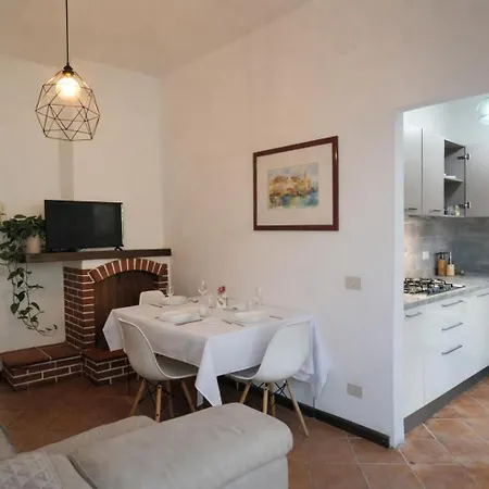 Vila Relax A Casa Con Jacuzzi E Giardino Camaiore